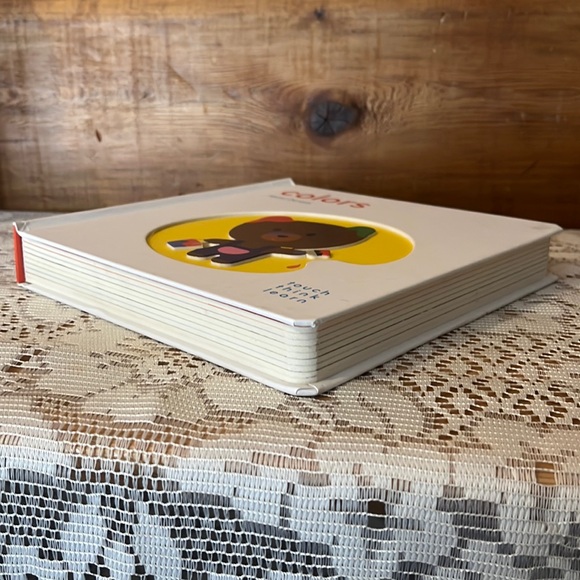 Colors, Touch Think Learn - Picture 4 of 7